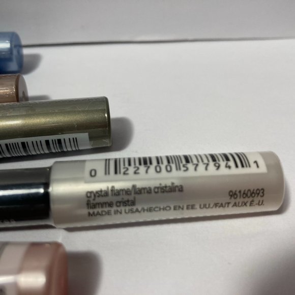 Covergirl Flamed Out Eye Shadow Pencil Bundle - Picture 13 of 15